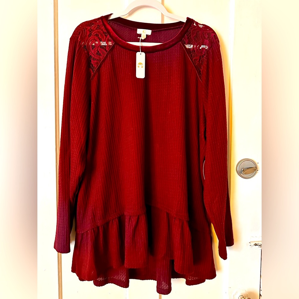 WOMEN’S long sleeve top
